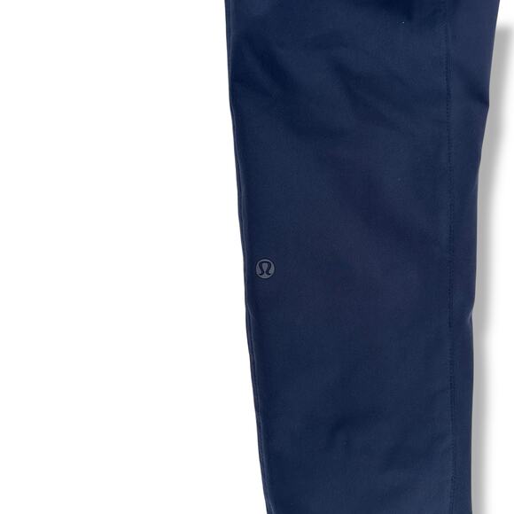Lululemon  Zip Pocket Trouser Pants Reflective Back Tabs Sz 2 Stellar Blue - Picture 4 of 7